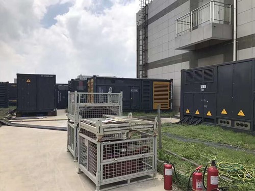 桃城除了定期检查，还有哪些方法可以及时发现接触式转速表探头的磨损？